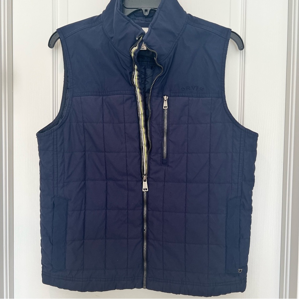 Orvis Navy Quilted Men's Vest with Zip Chest Pocket Sz M